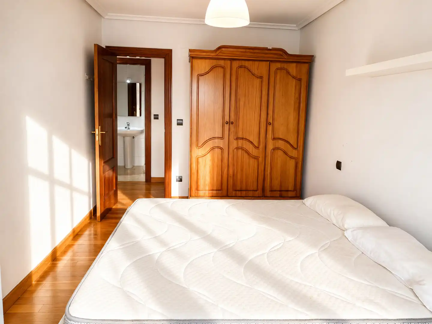 Flat for rent in Calle Pedro Rodríguez-Parets, Valdenoja