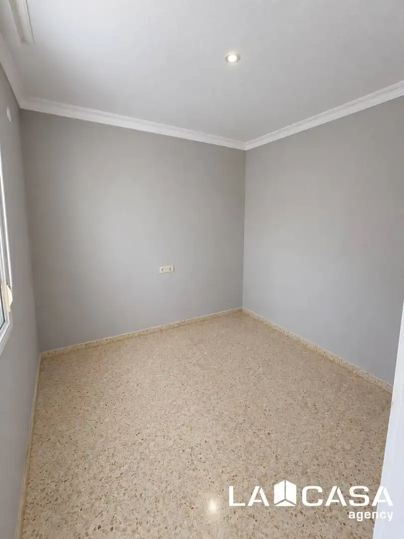 Dormitori de Casa o xalet en venda en Dos Hermanas