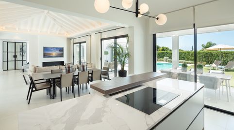 VILLA ANDALUZA MODERNA CERCA DEL CLUB DE GOLF LOS NARANJOS, imatge 2