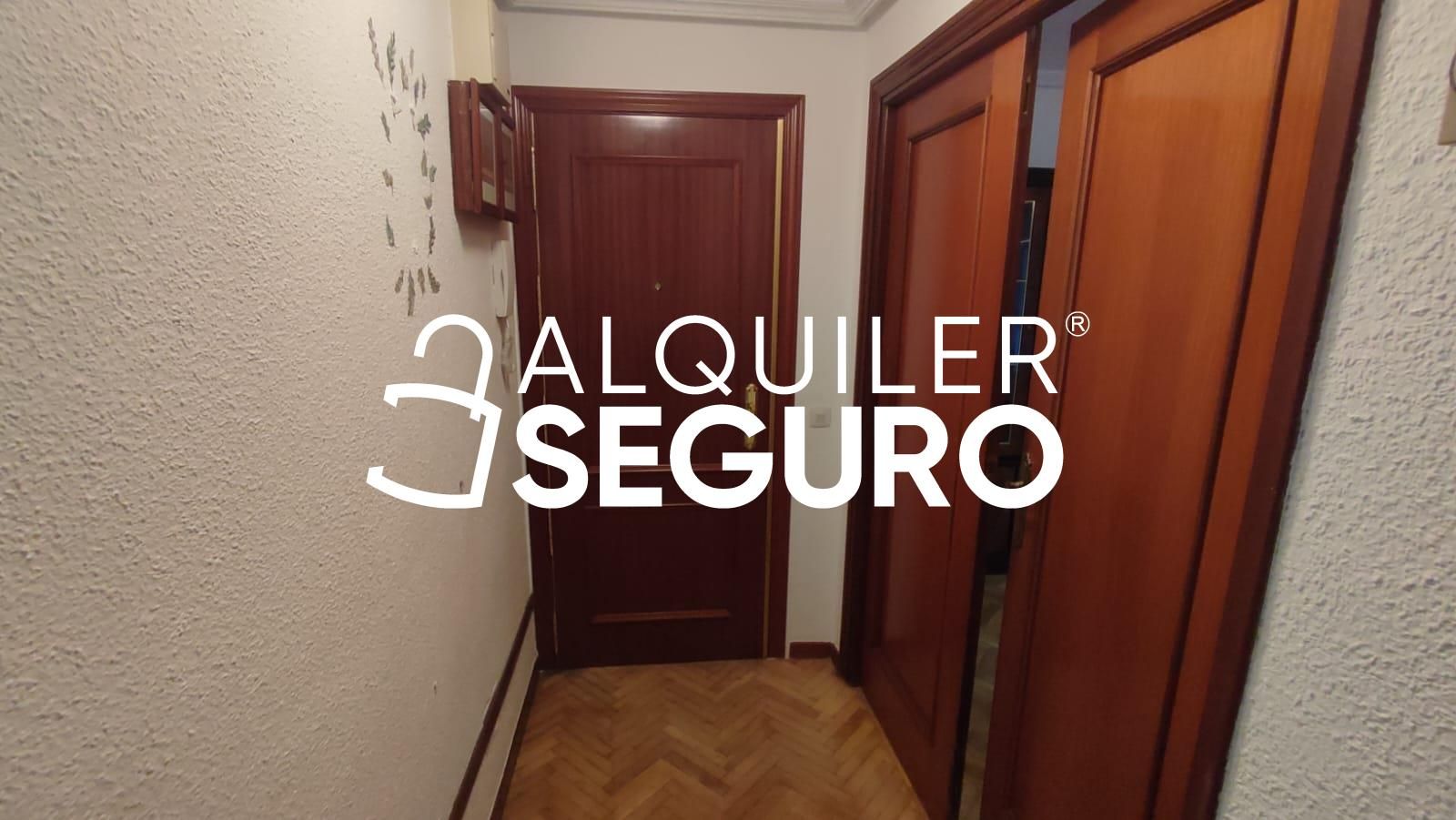 Dormitori de Pis de lloguer en  Madrid Capital amb Calefacció