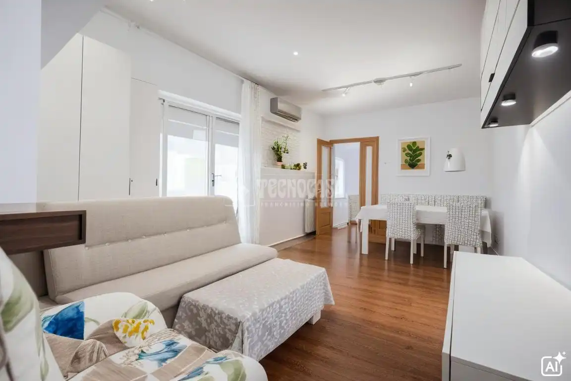 Sala de estar de Piso en venta en L'Hospitalet de Llobregat con Aire acondicionado, Calefacción y Terraza