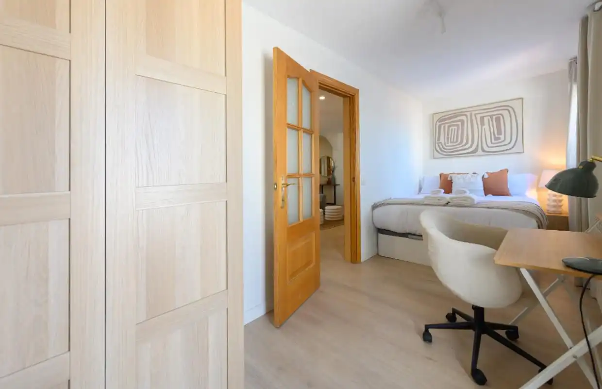Dormitori de Àtic de lloguer en Madrid amb Aire condicionat, Calefacció i Parquet