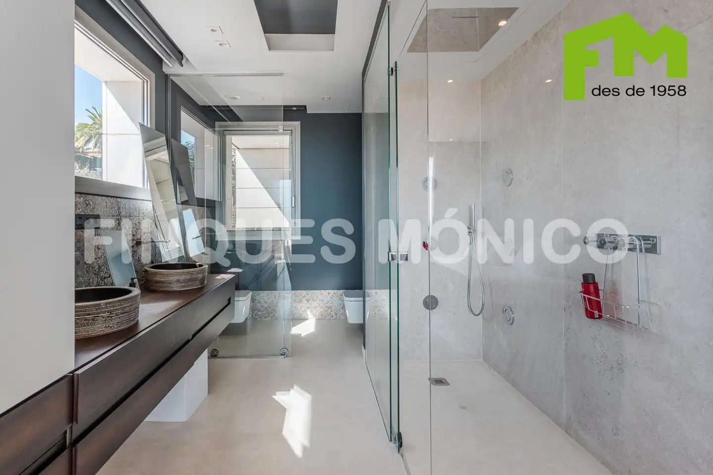 Bathroom of Houses for sale in Teià  with Air Conditioner, Heating and Private garden