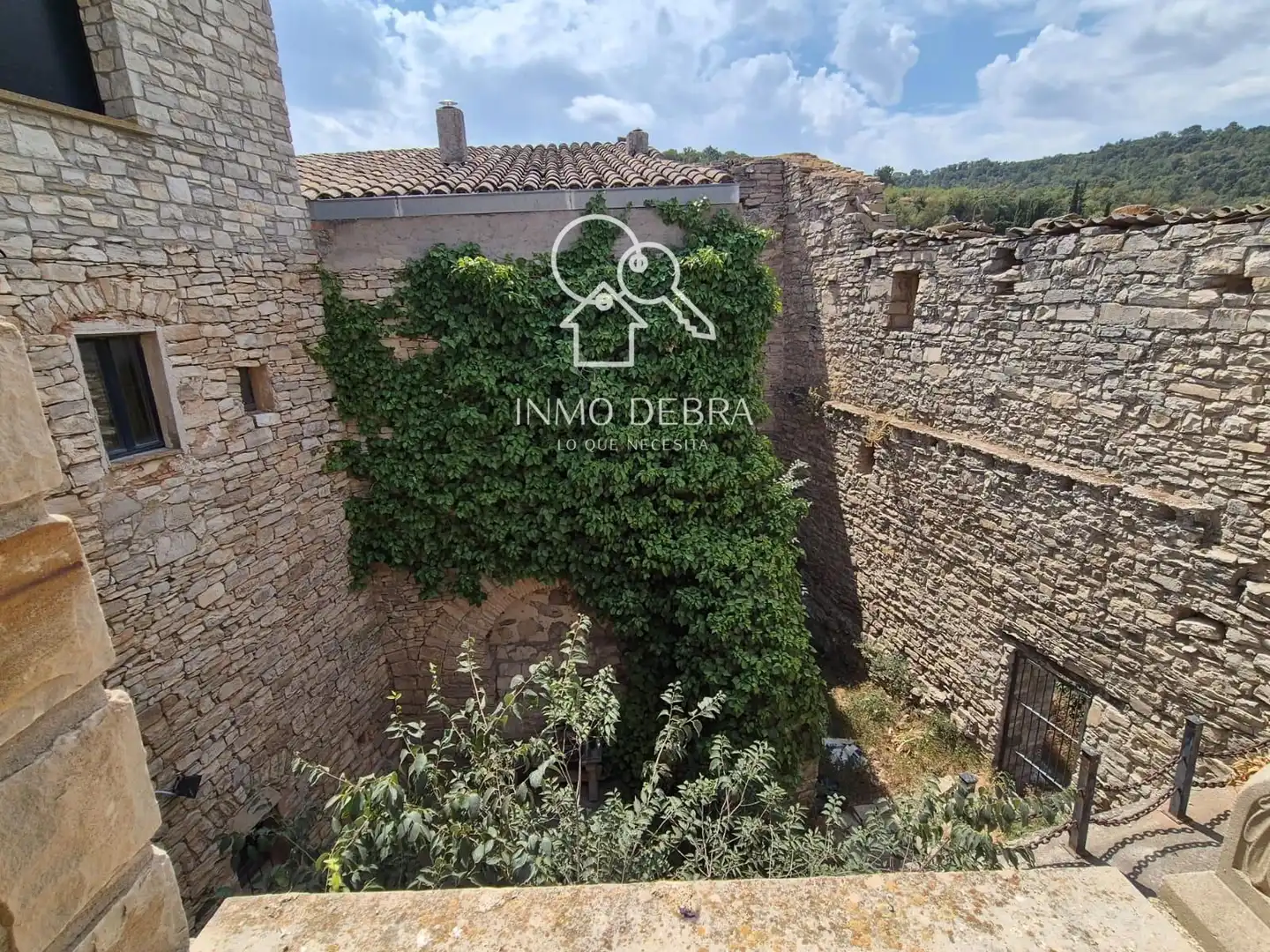 Casa o xalet en venda en Conesa amb Calefacció, Traster i Moblat