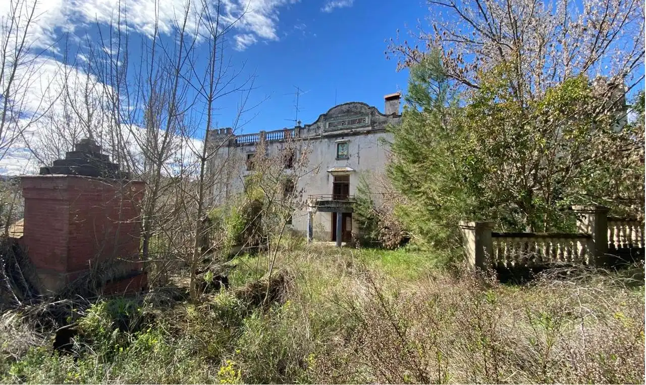 Exterior view of Buildings for sale in Ontinyent