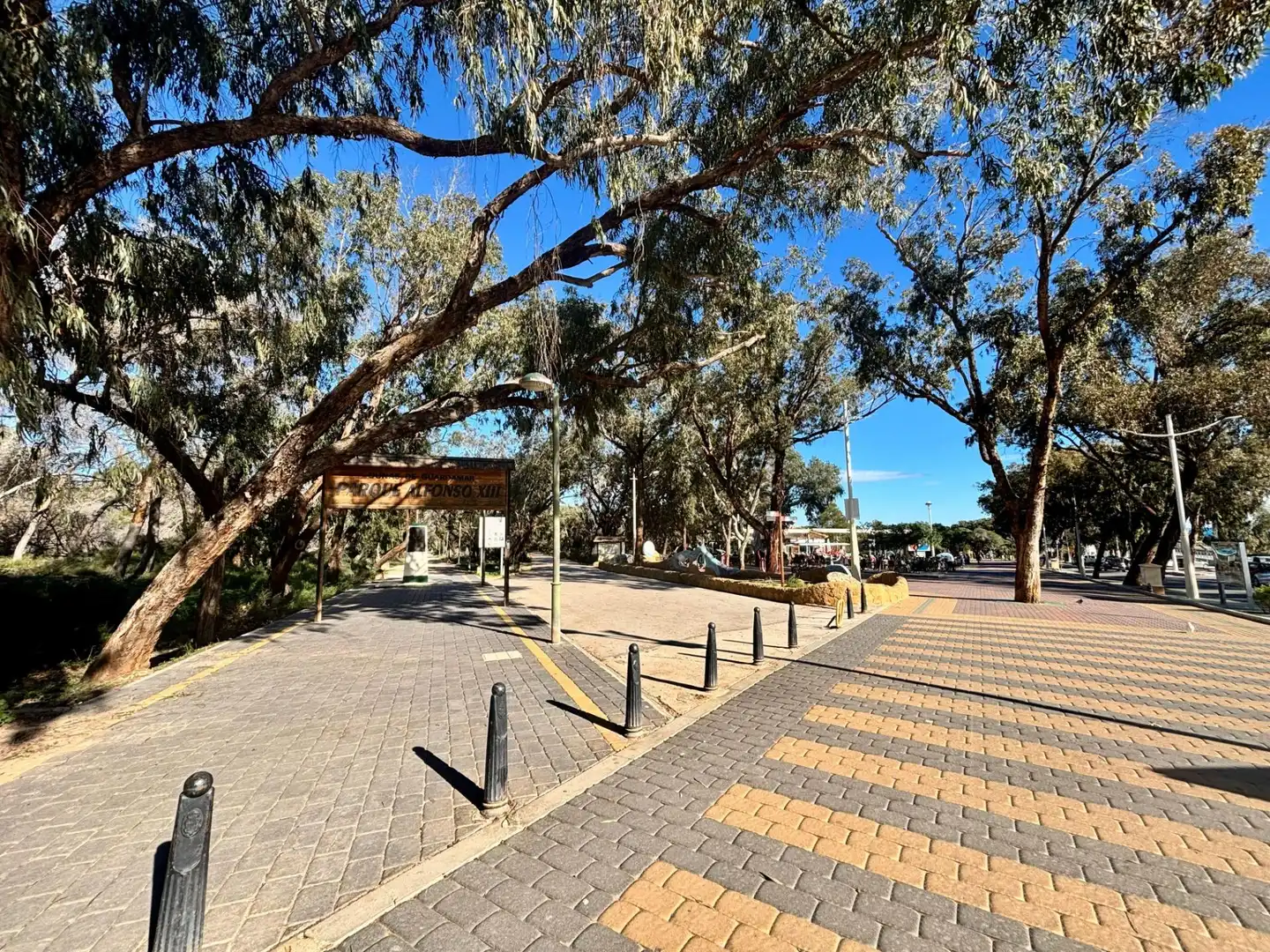 Vista exterior de Àtic en venda en Guardamar del Segura amb Aire condicionat, Terrassa i Traster