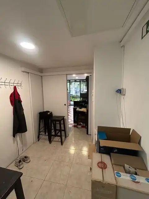 Local comercial en traspàs a Les Corts, imagen 16