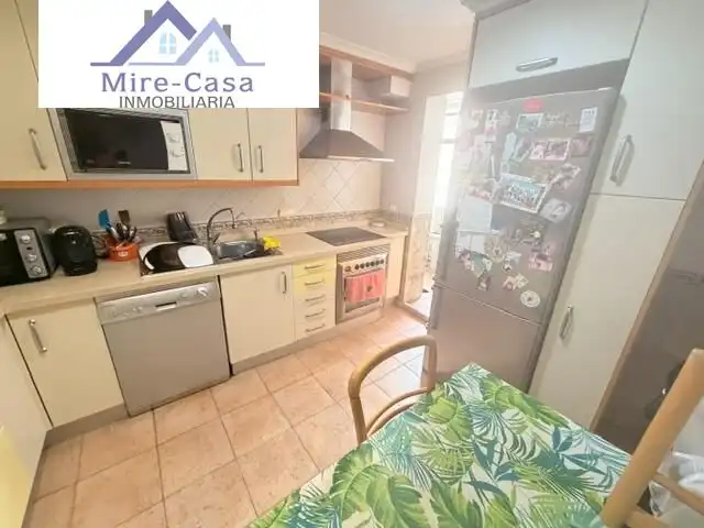 Kitchen of Flat for sale in Elche / Elx  with Air Conditioner, Storage room and Balcony