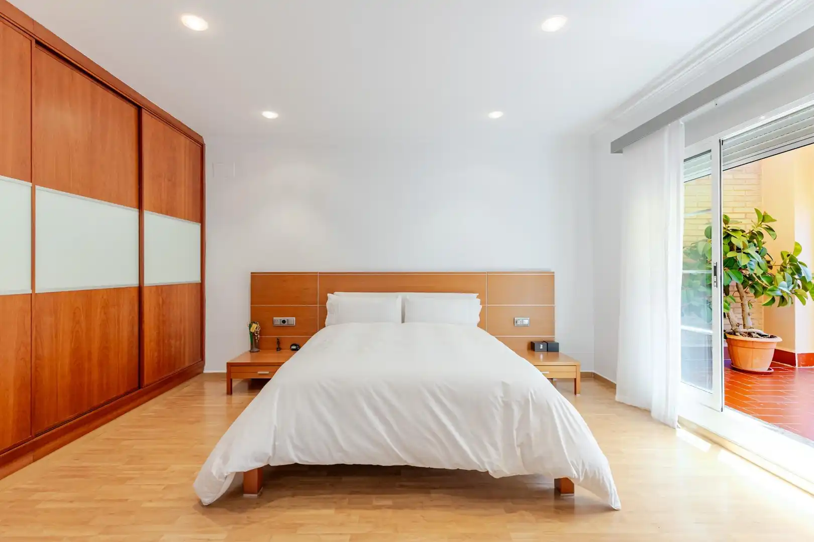 Habitación de Casa adosada en venta en Sagunto / Sagunt con Aire acondicionado, Calefacción y Terraza