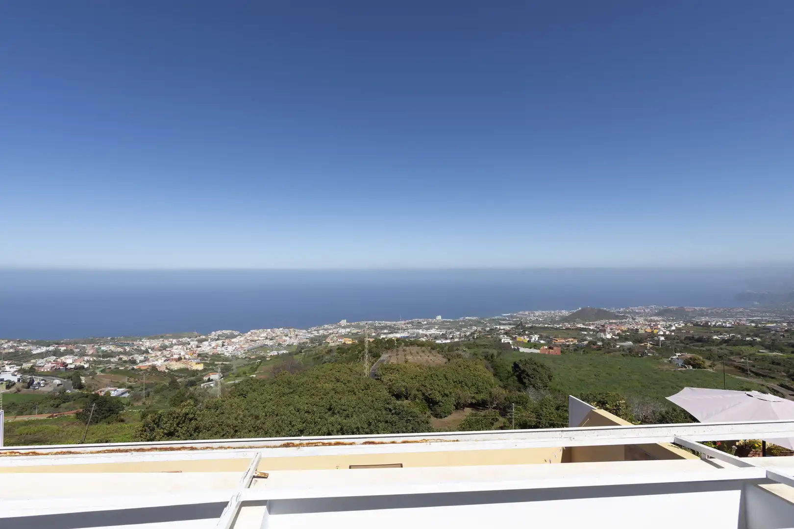 Außenansicht von Wohnung zum Verkauf in Los Realejos mit Terrasse, Abstellraum und Möbliert