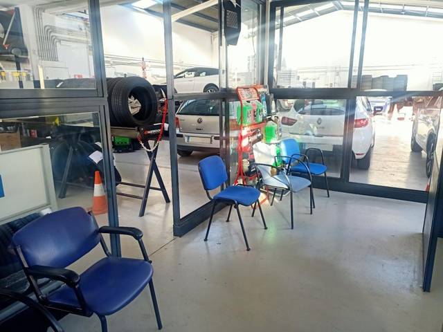 Local comercial en Venta en C. Potosí en El Palo