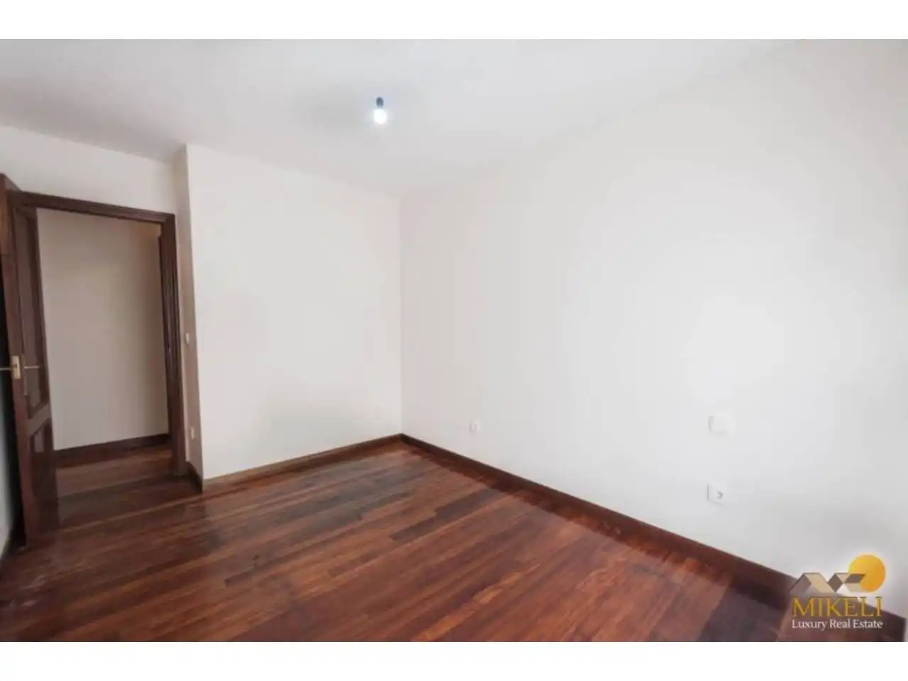 Schlafzimmer von Wohnung zur Miete in Santander mit Heizung