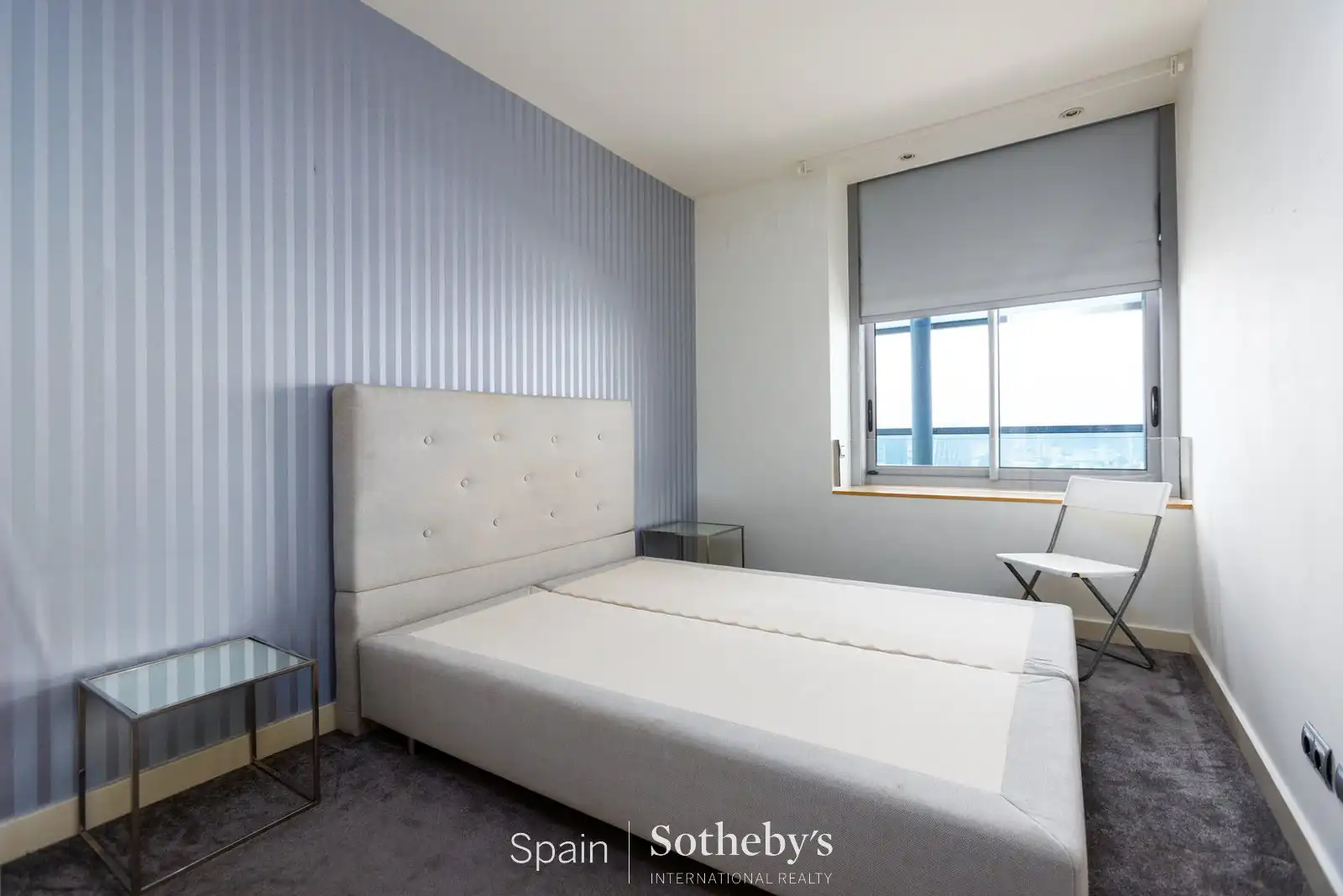 Habitación de Ático en venta en Barcelona con Aire acondicionado, Calefacción y Trastero