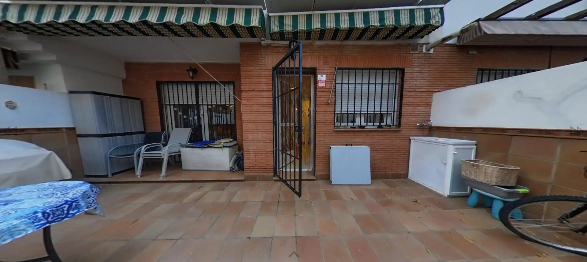 Adossat amb terrassa en venda a Genil, imagen 53