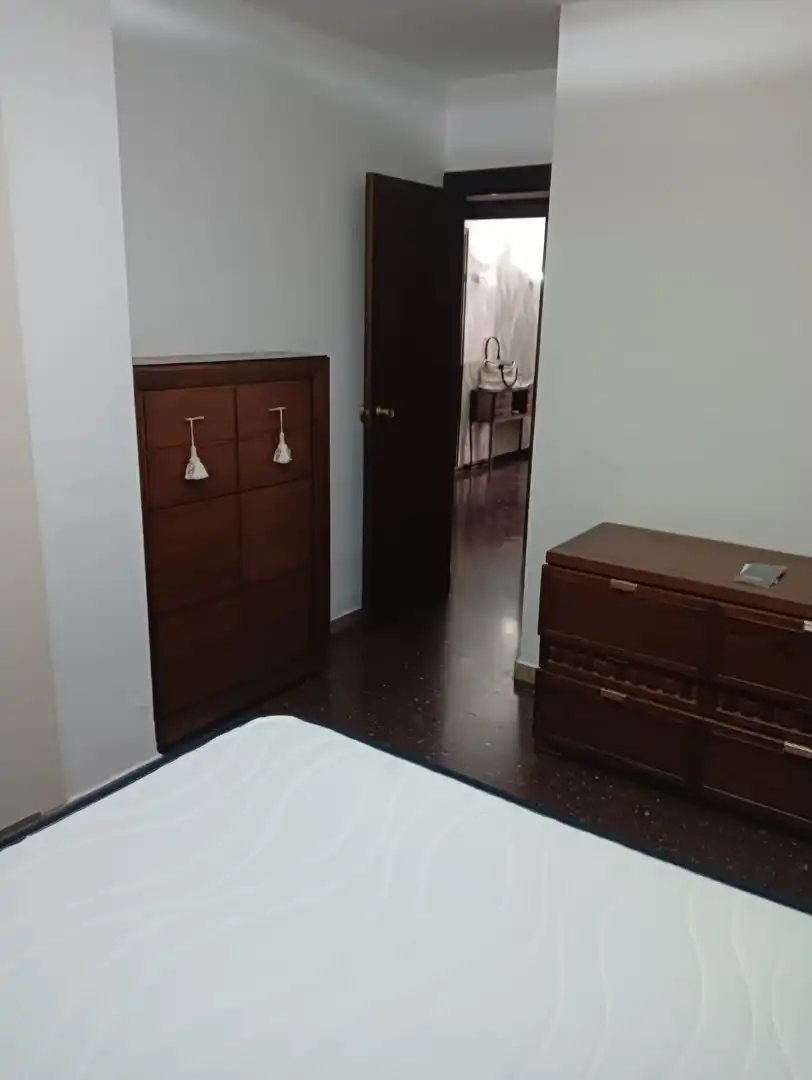 Habitación de Piso de alquiler en Lleida con Aire acondicionado, Amueblado y Lavadora