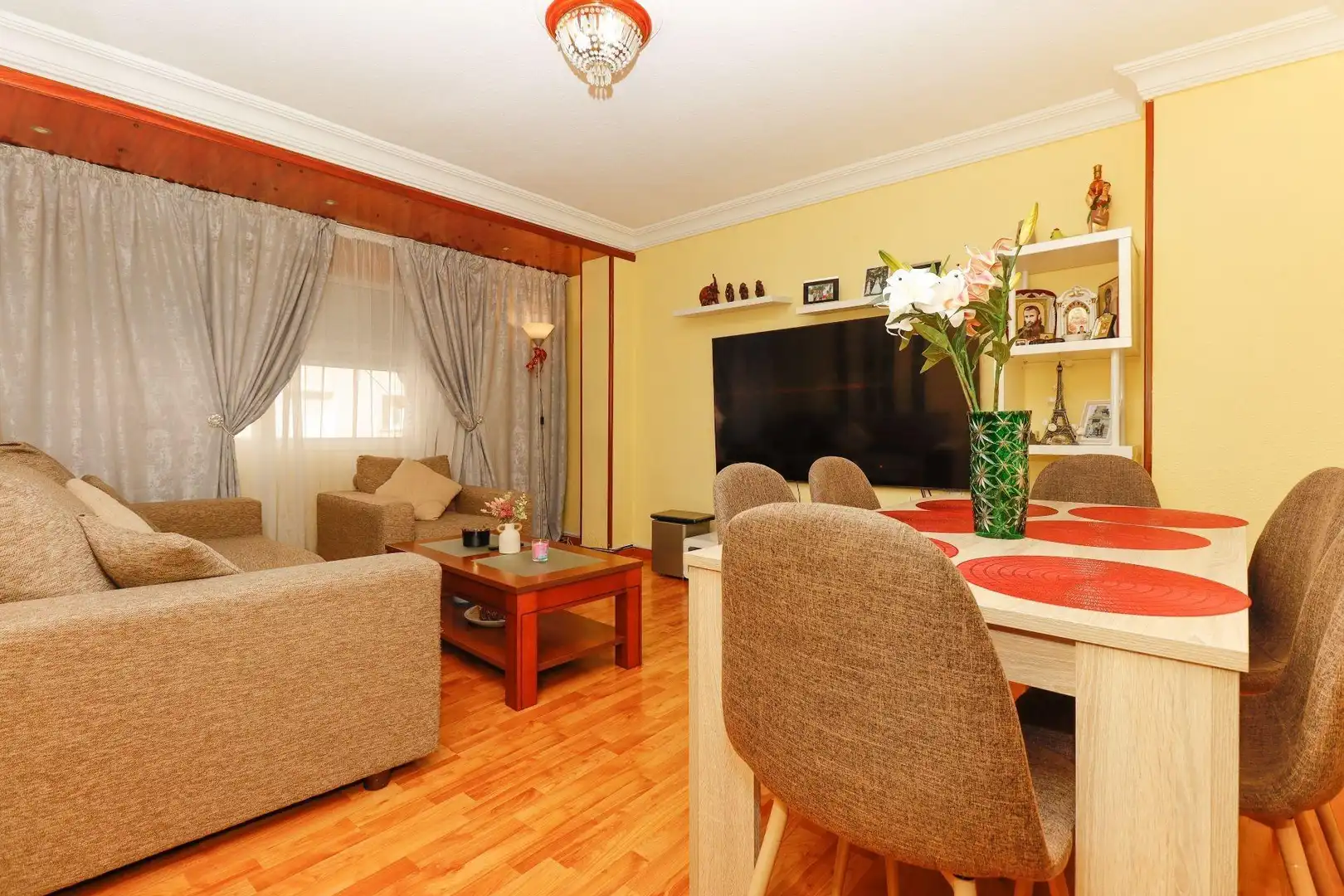 Piso con terraza en venta en Centro, imagen 2