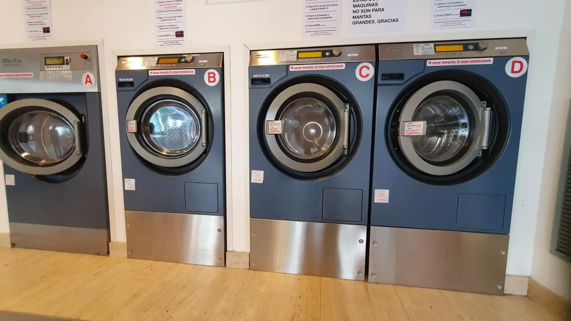 Local de alquiler en Bétera con Aire acondicionado y Amueblado