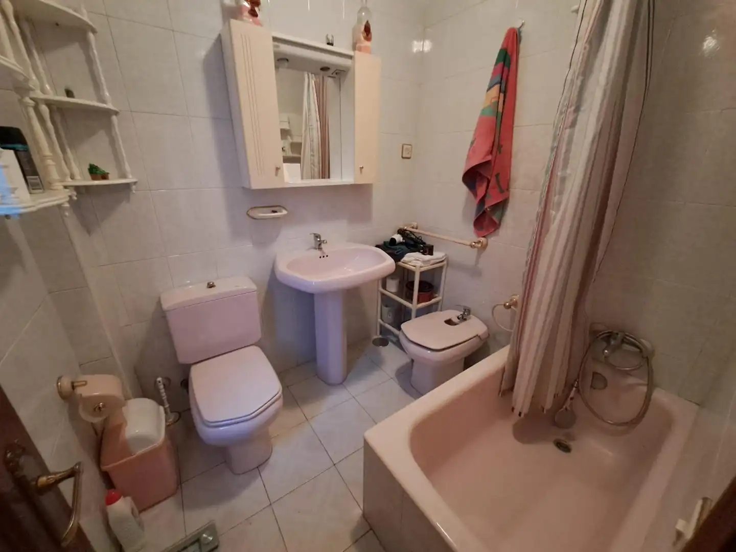 Bany de Pis en venda en Oviedo 