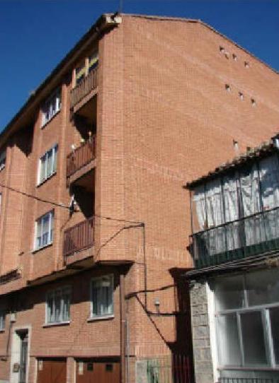 Foto 1 de Garatge en venda a C/capitán Peñas, Santo Tomás, Ávila