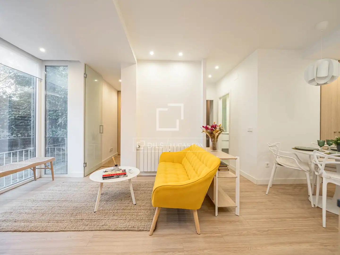 Sala d'estar de Pis en venda en Madrid amb Aire condicionat, Calefacció i Moblat