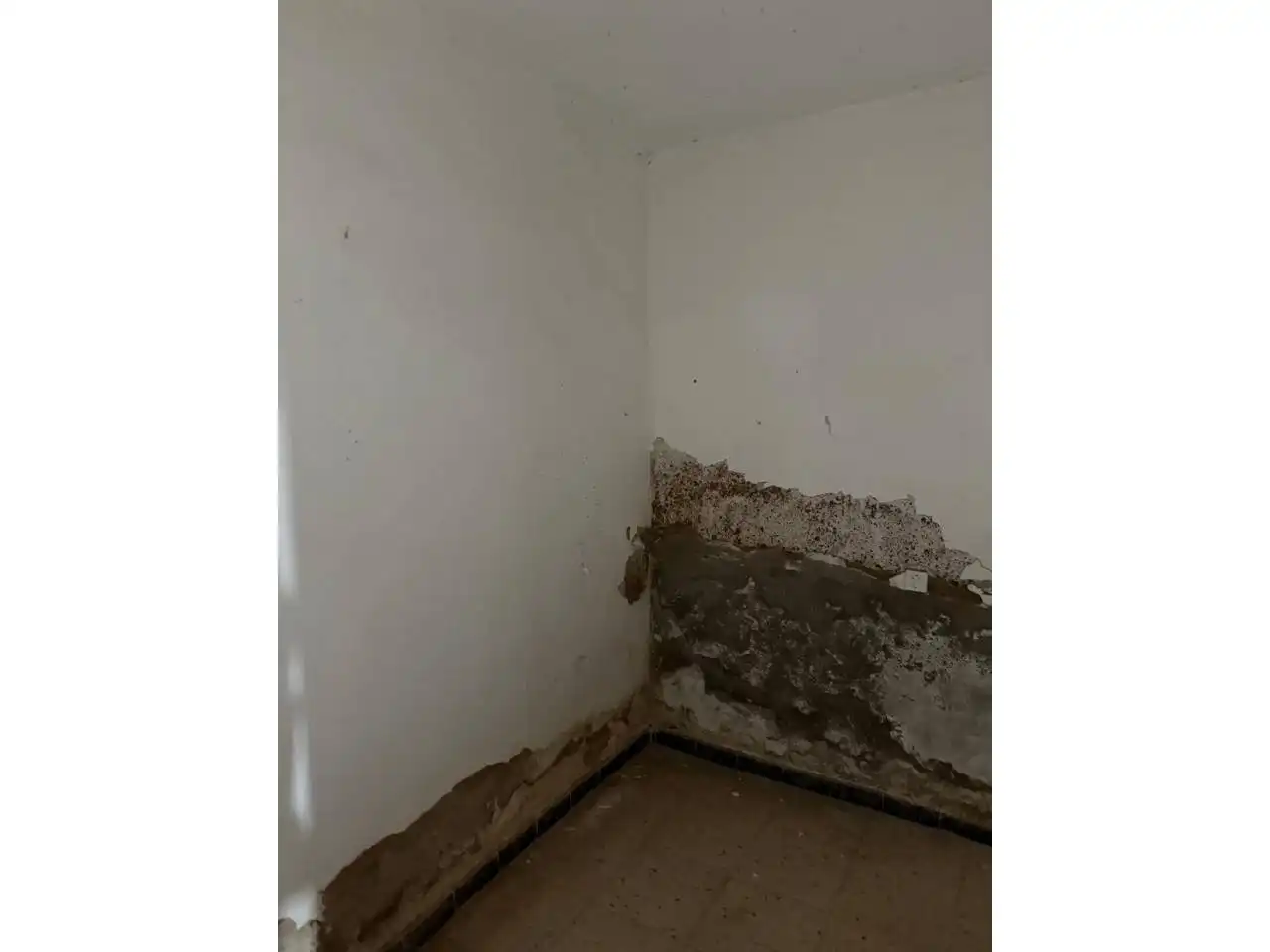 Casa adosada en venta en Segura de León
