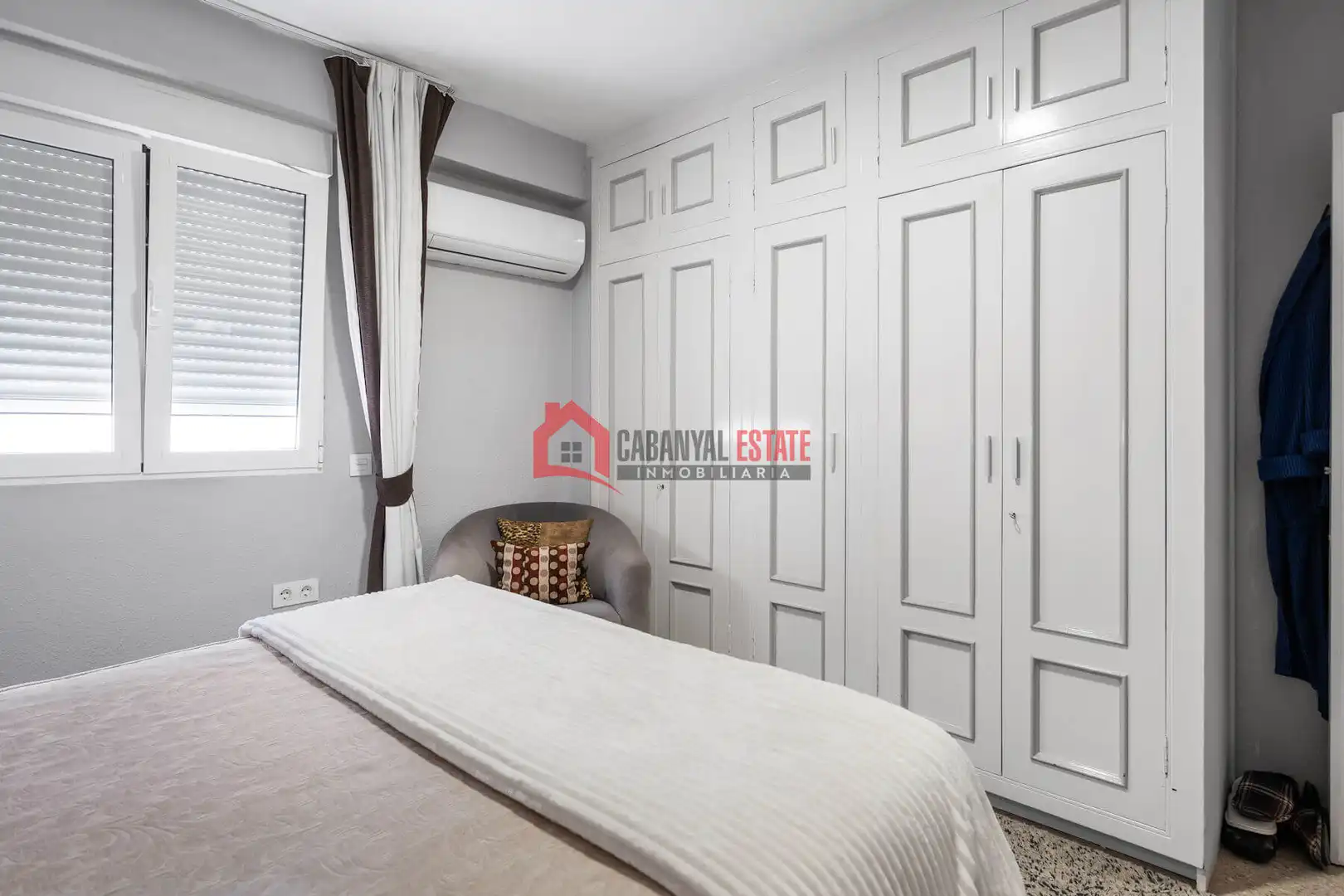 Habitación de Apartamento en venta en Valencia con Aire acondicionado, Terraza y Amueblado