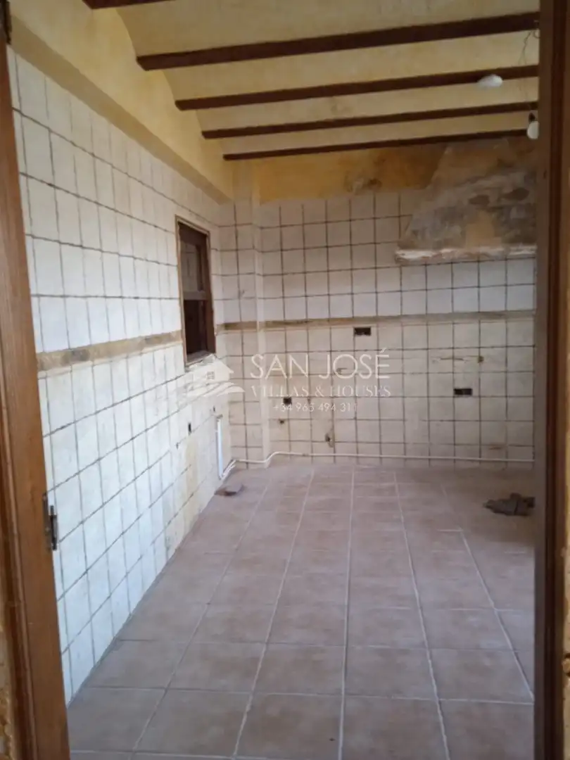 Cuina de Casa o xalet en venda en Crevillent amb Terrassa, Traster i Piscina