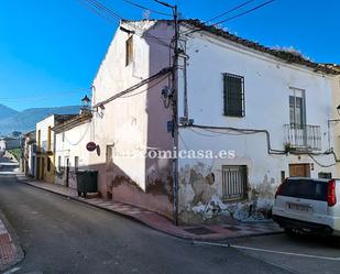 Exterior view of Single-family semi-detached for sale in Mancha Real