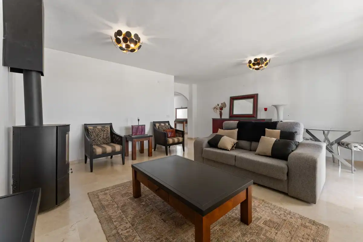 Sala de estar de Apartamento en venta en Mijas con Aire acondicionado, Jardín privado y Terraza