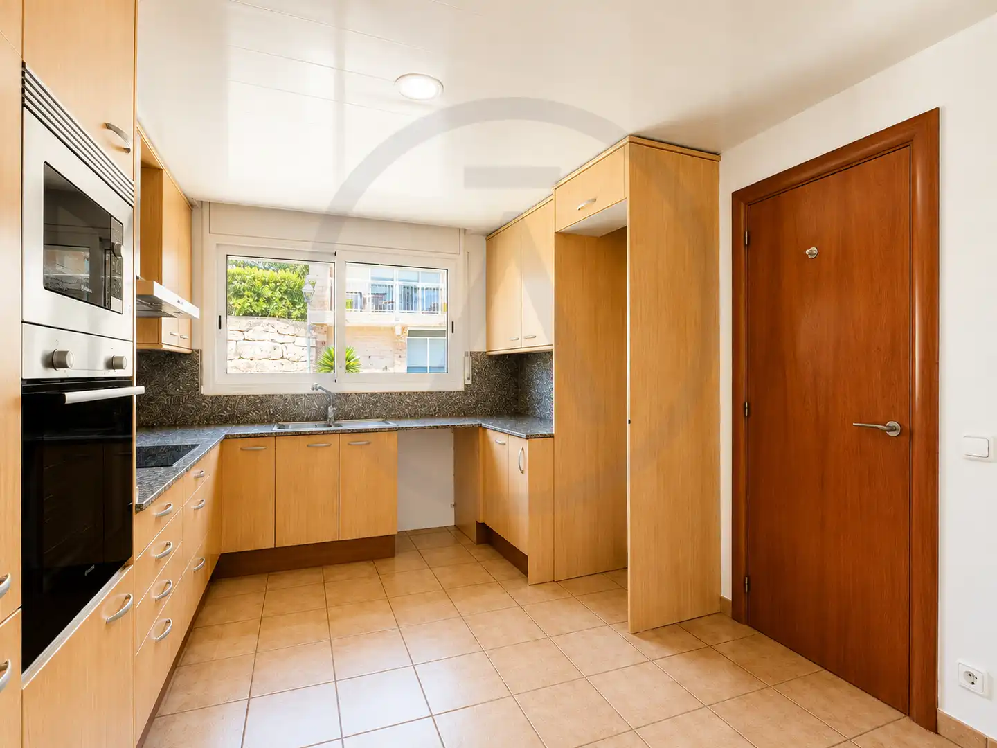 Cocina de Casa adosada de alquiler en Caldes de Montbui con Aire acondicionado, Jardín privado y Terraza