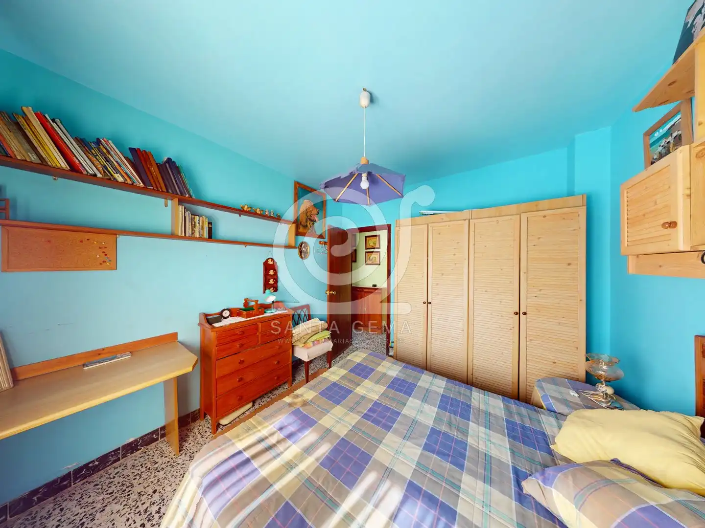 Habitación de Casa o chalet en venta en Cambre  con Jardín privado, Trastero y Amueblado