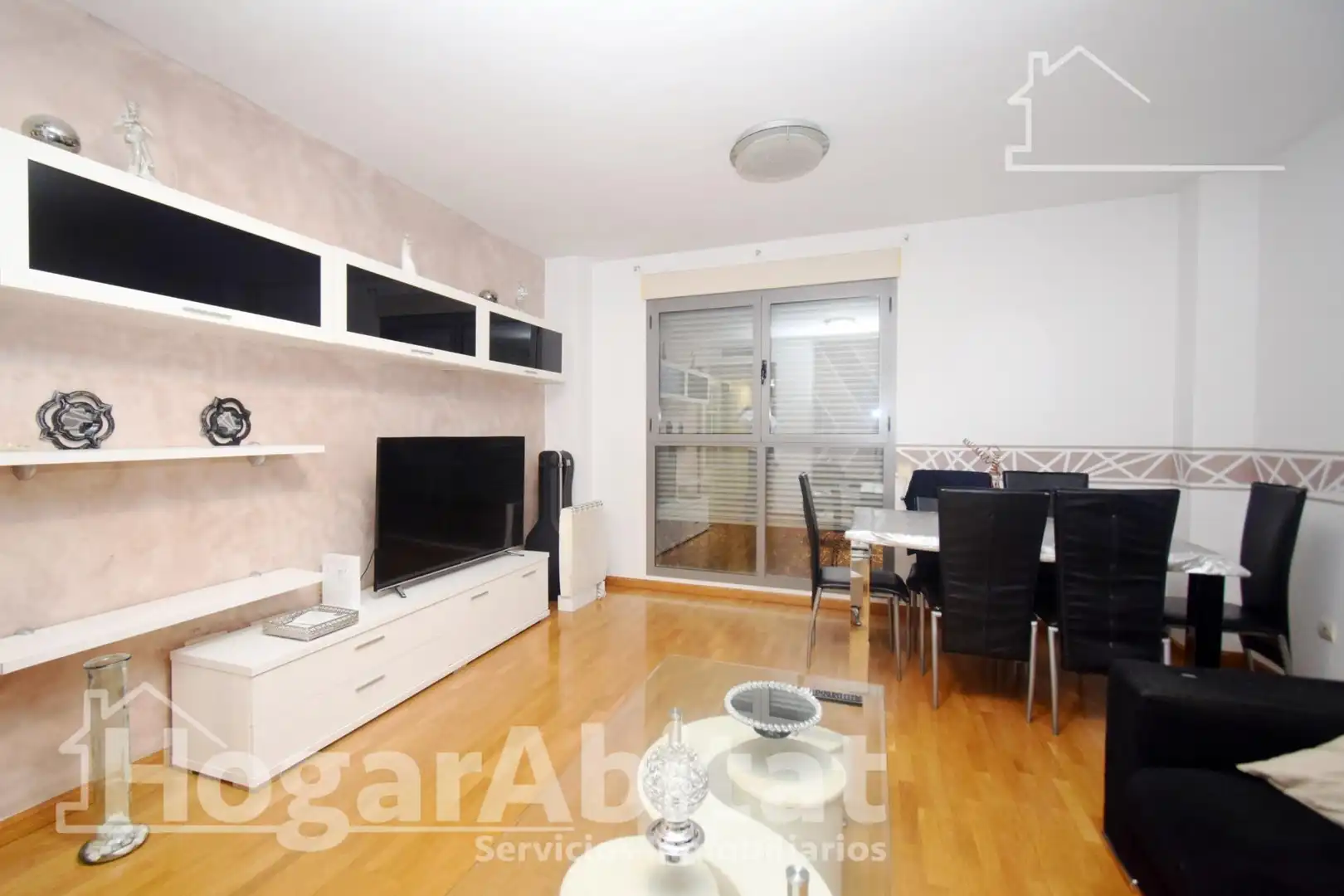 Sala d'estar de Pis en venda en Valencia amb Aire condicionat, Calefacció i Parquet