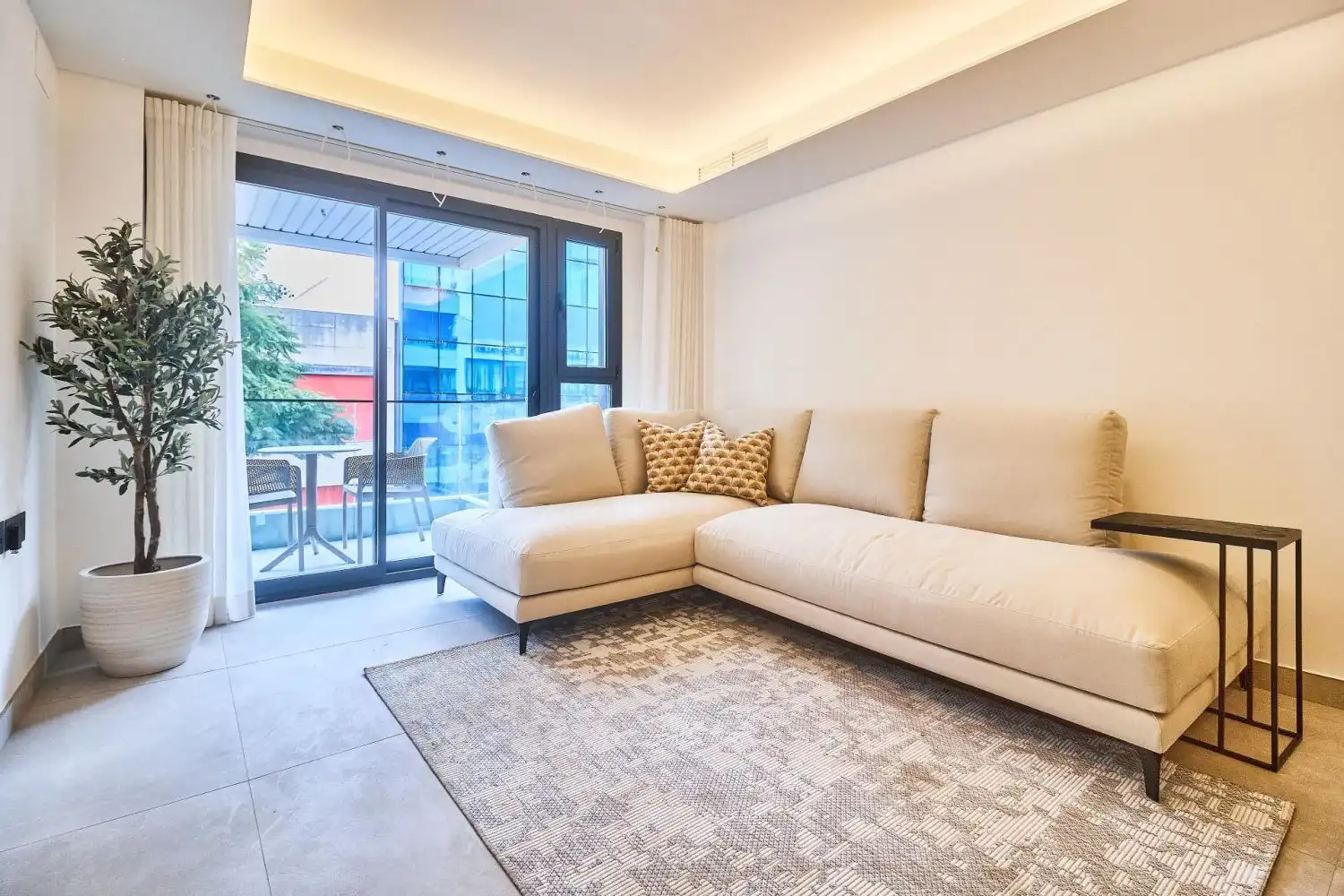 Apartamento con terraza en venta en Puerto Deportivo, imagen 14
