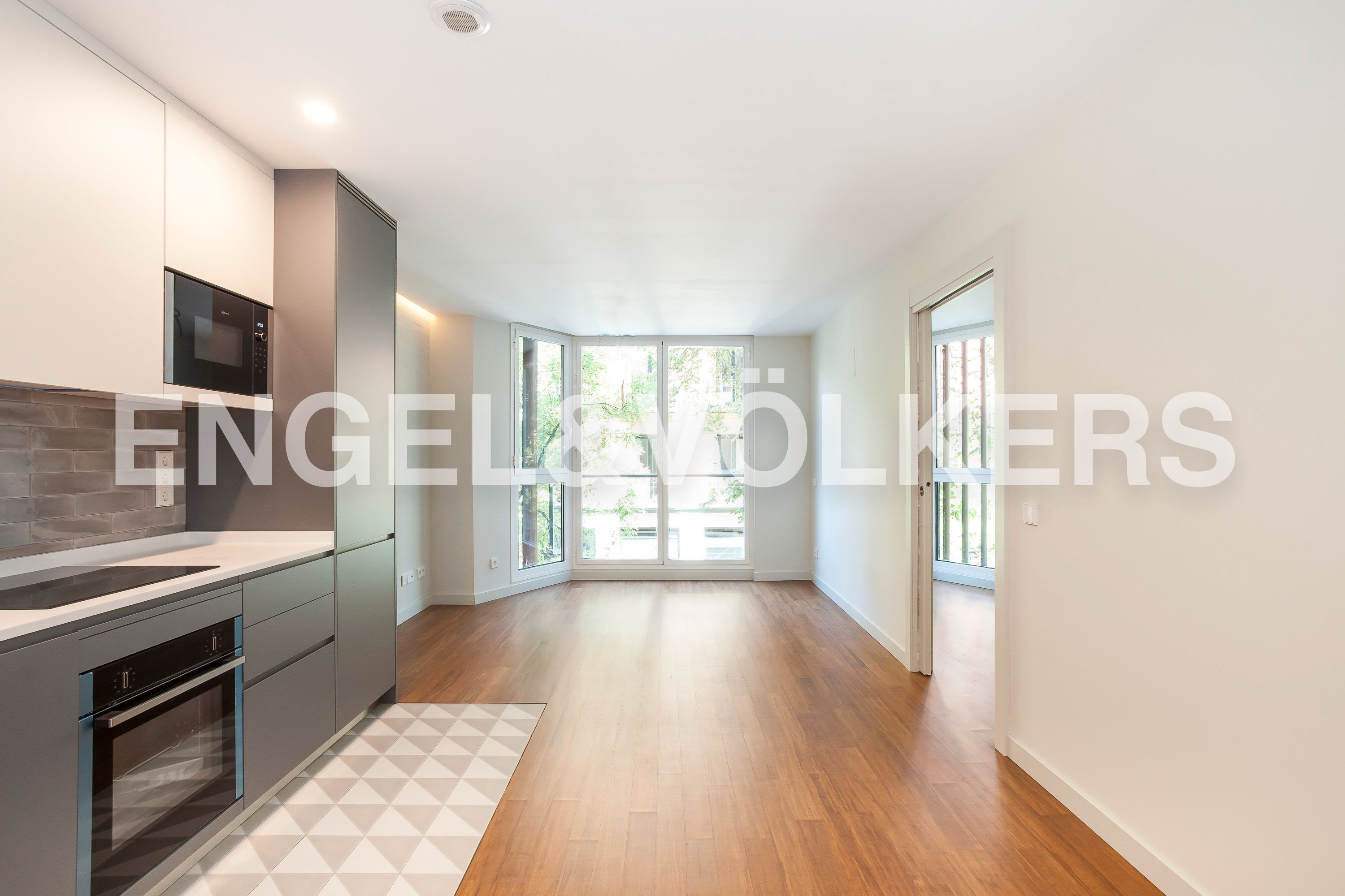 Vista exterior de Apartament de lloguer en  Madrid Capital amb Aire condicionat, Calefacció i Traster