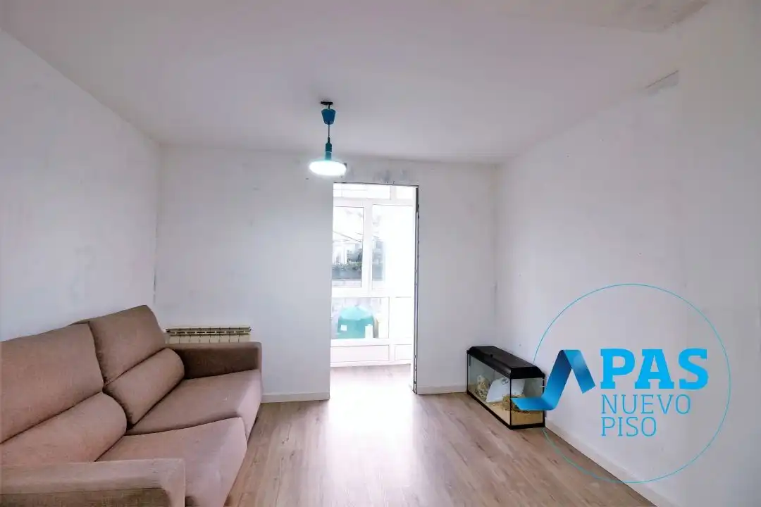 Sala de estar de Casa o chalet en venta en El Astillero   con Calefacción, Jardín privado y Trastero