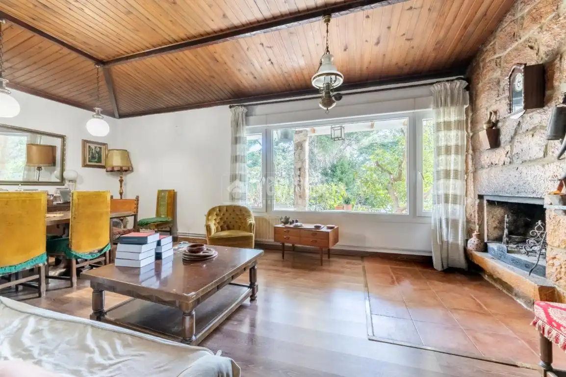 Sala de estar de Casa o chalet en venta en Las Rozas de Madrid con Jardín privado y Piscina