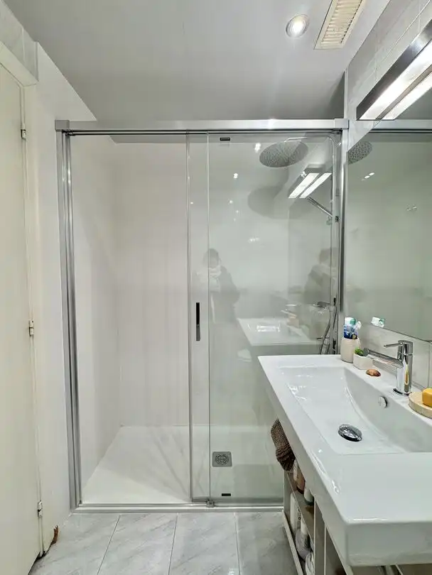 Baño de Piso en venta en Donostia - San Sebastián  con Calefacción y Balcón