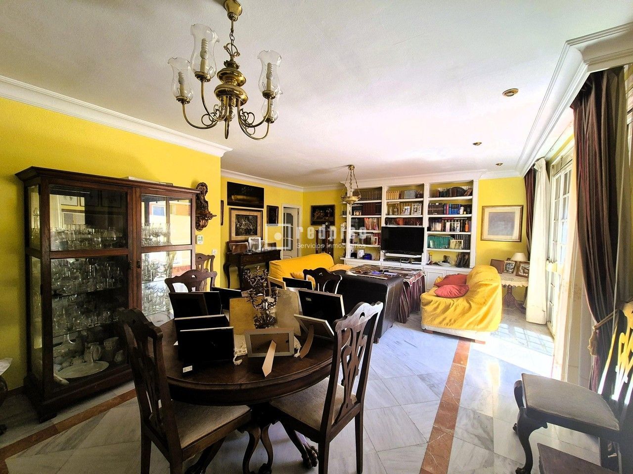 Living room of Flat for sale in  Sevilla Capital  with Air Conditioner, Heating and Terrace