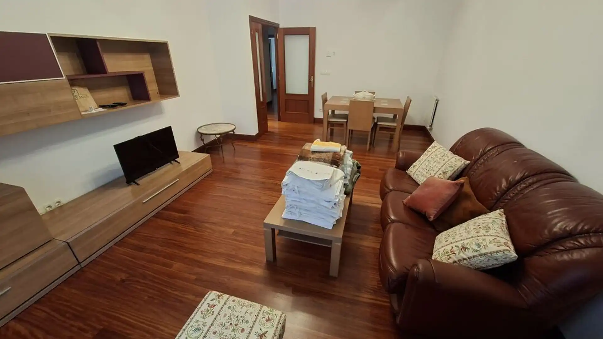 Living room of Flat for sale in Otxandio  with Heating, Furnished and Balcony