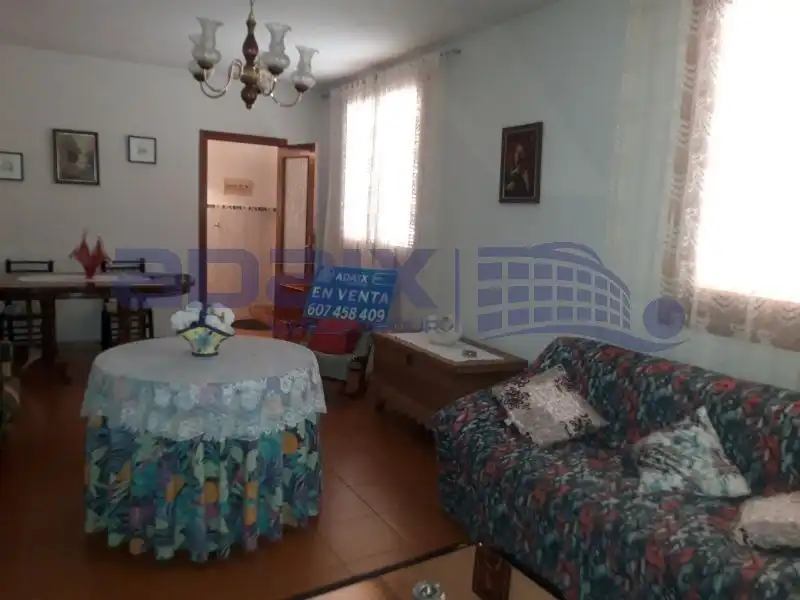 Casa amb terrassa en venda a Calle del Rincón 14, imagen 2