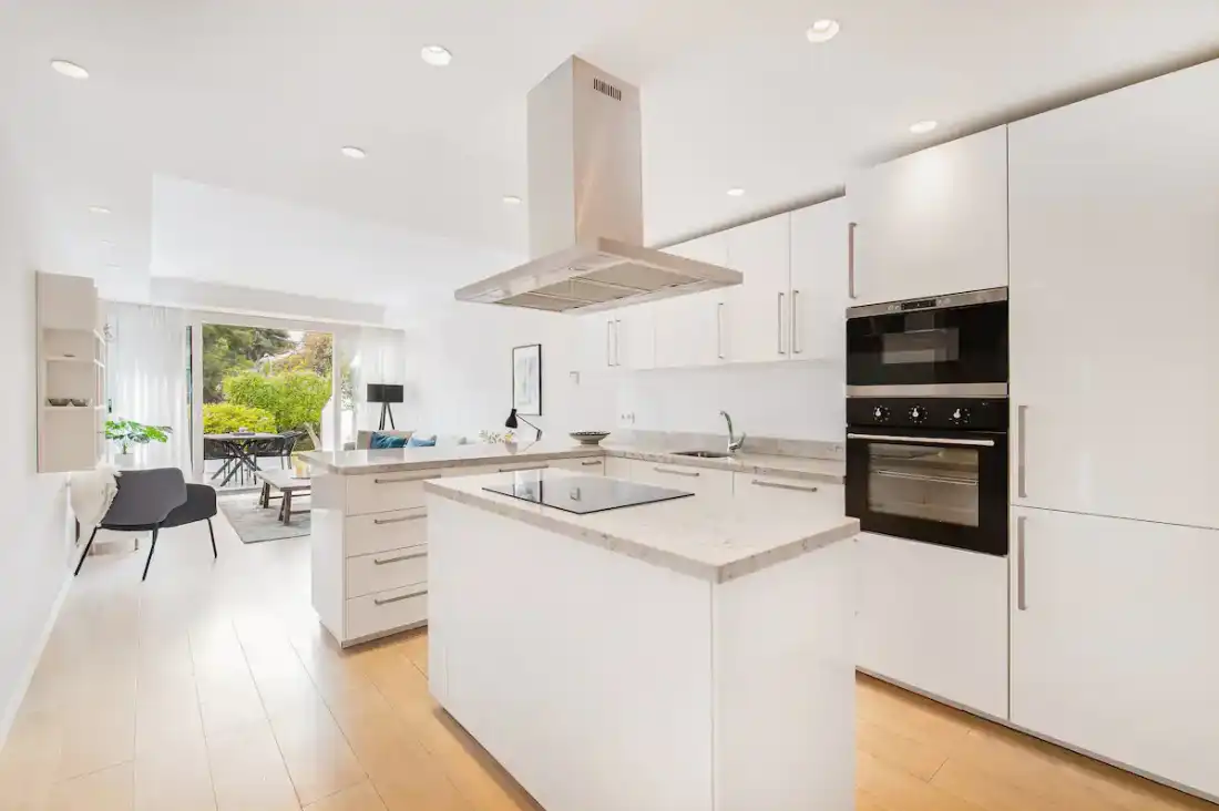 Apartament amb piscina en venda a Marbella Centro, imagen 2