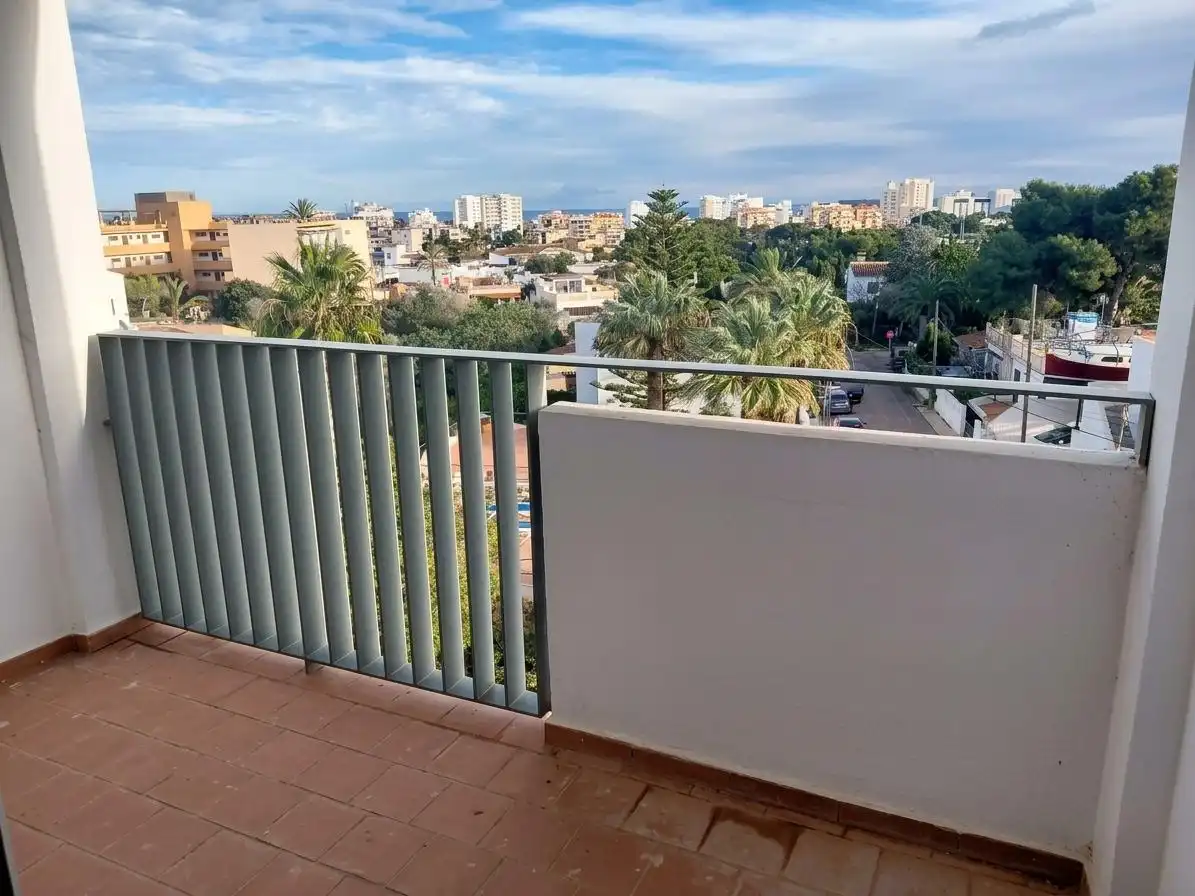 Apartamento con terraza en venta en Calle del Garrover, imagen 2