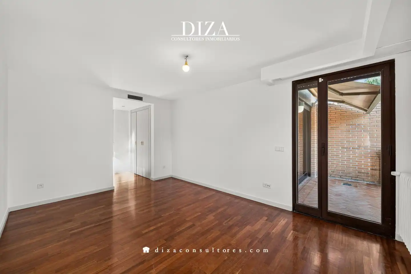 Casa adosada de lloguer en Madrid amb Aire condicionat, Calefacció i Jardí privat