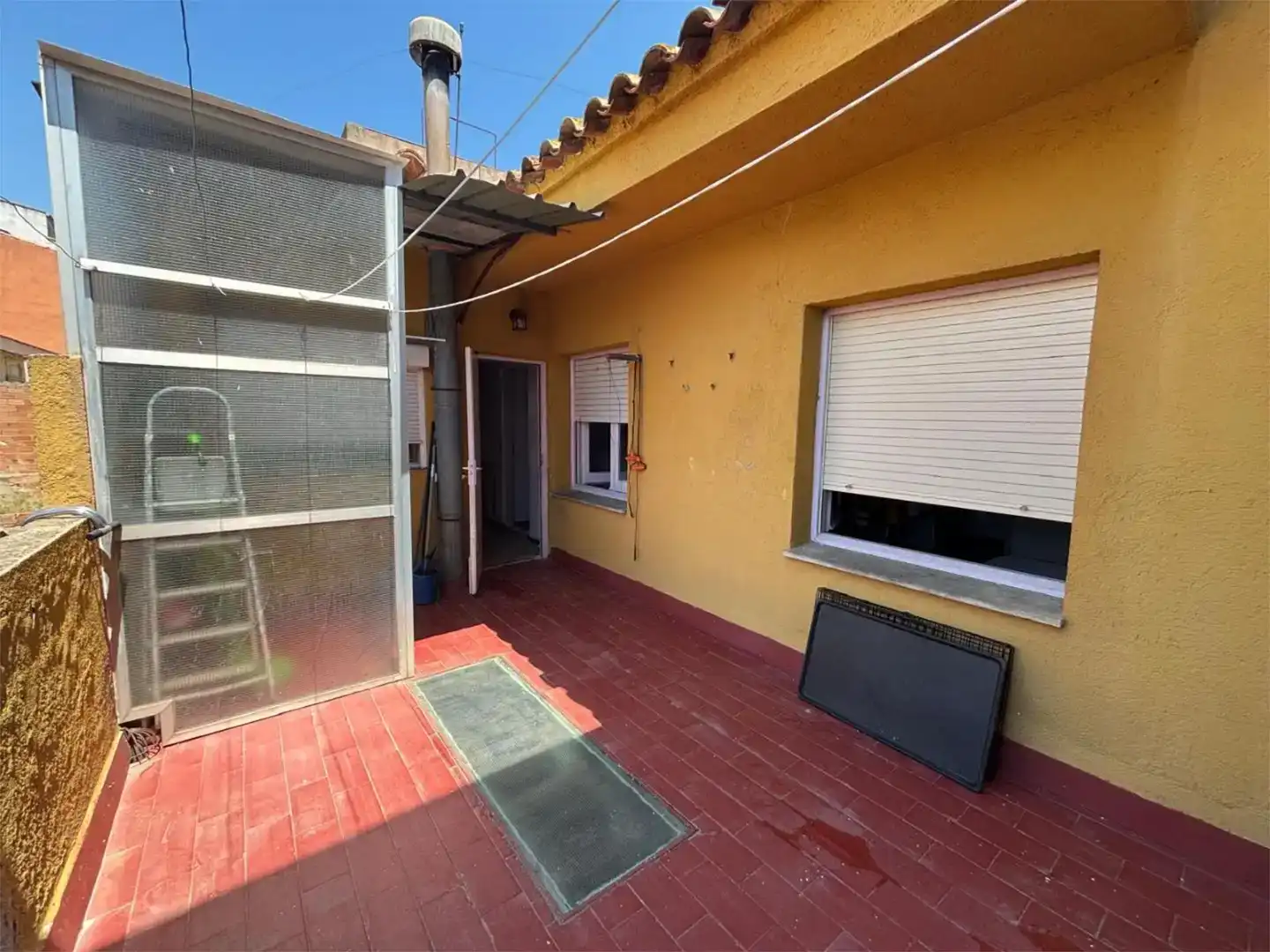 Vista exterior de Casa adosada en venda en Tordera