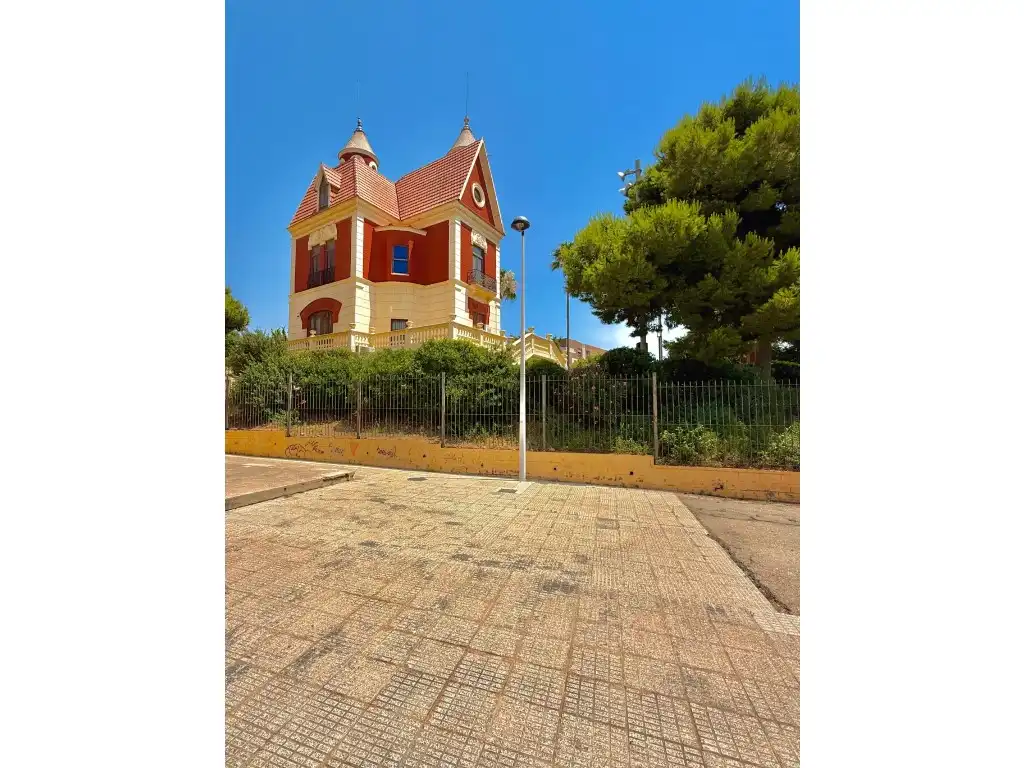 Vista exterior de Pis en venda en Cartagena amb Balcó