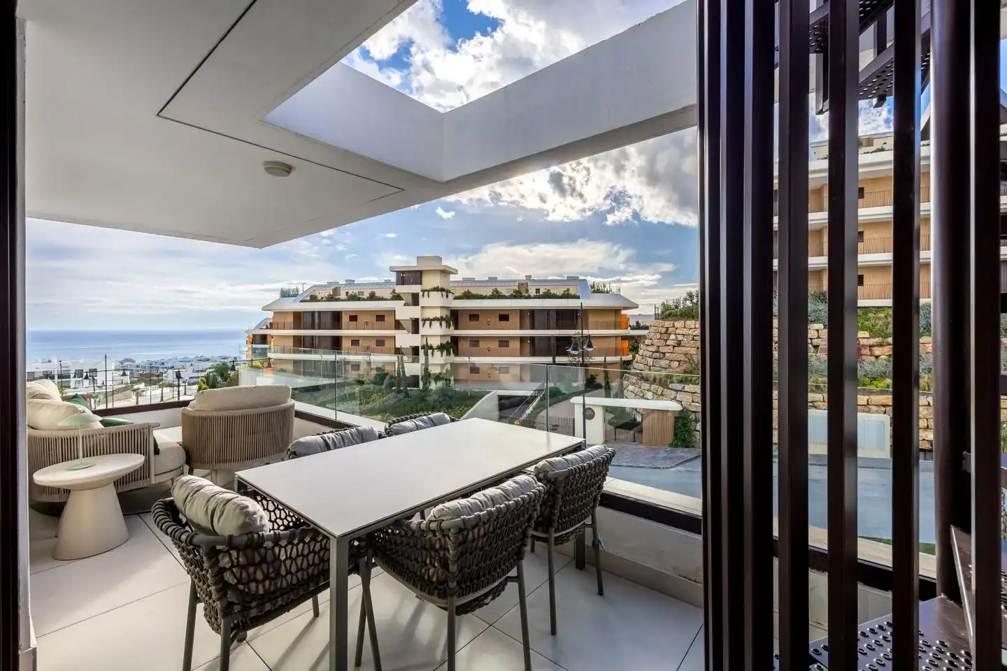 Terrasse von Wohnung zum Verkauf in Fuengirola mit Terrasse und Schwimmbad