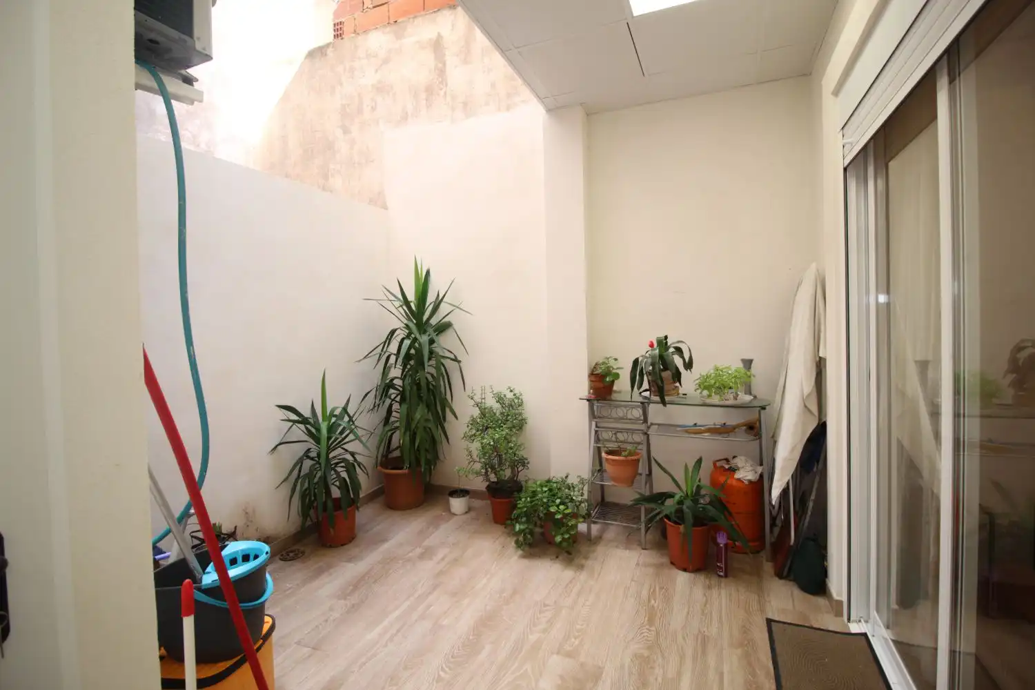 Flat for sale in Faura  with Air Conditioner, Terrace and Storage room