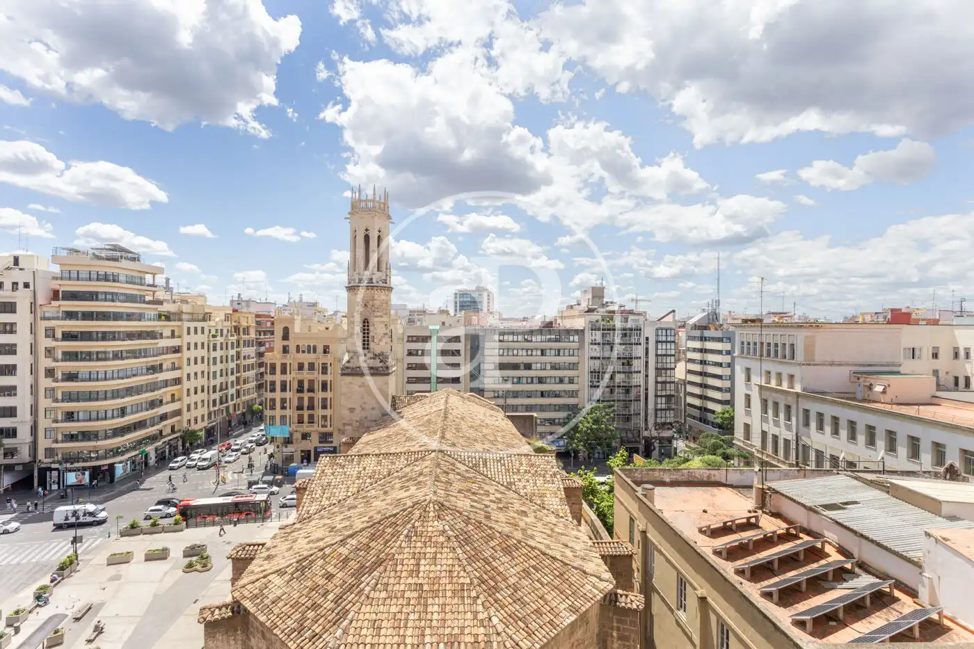 Vista exterior de Pis de lloguer en Valencia amb Aire condicionat, Calefacció i Balcó