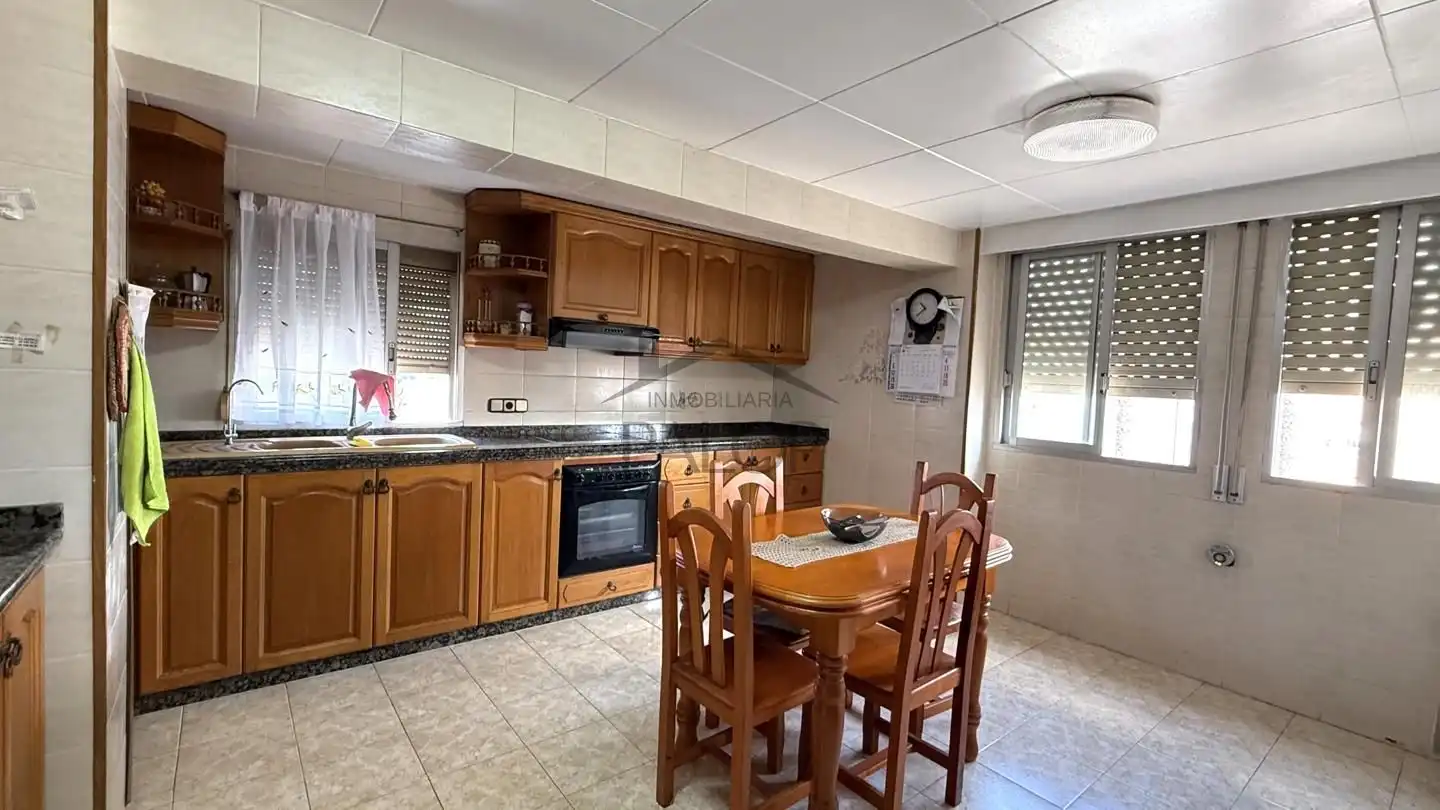 Piso con ascensor en venta en Casc Urbà, imagen 10