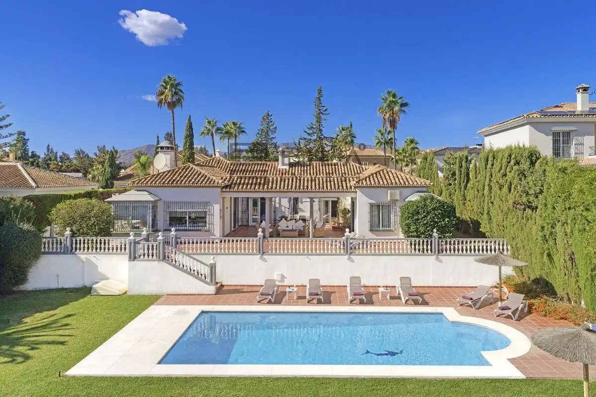 Vista exterior de Casa o chalet en venta en Mijas con Aire acondicionado, Terraza y Trastero